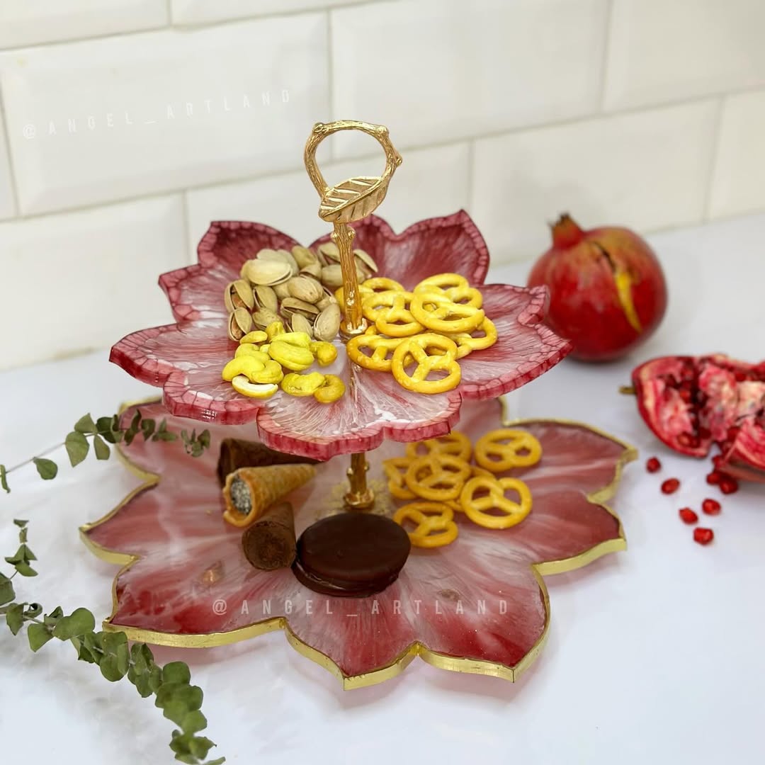 شیرینی خوری