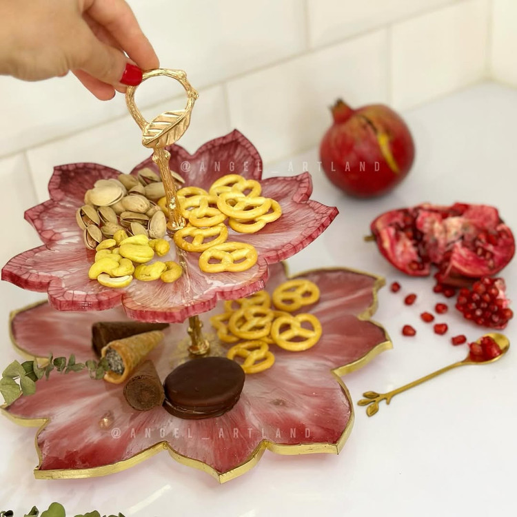 شیرینی خوری